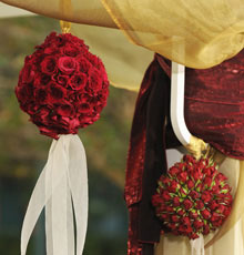 Outdoor gazebo decor