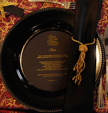 Black lacquer charger