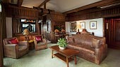 wdw-wilderness-lodge-room-type-club-level-concierge-vp-suite-170x96.jpg