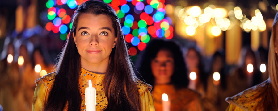 Holidays Around The World – Candlelight Processional